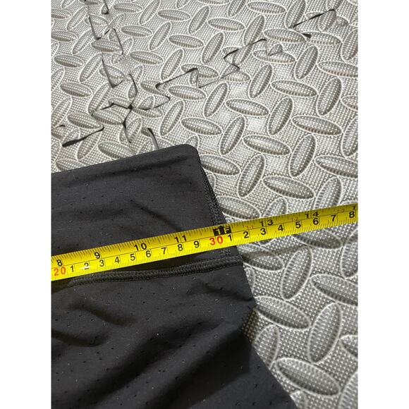 Soulcycle x Lululemon Full Length Black Leggings Perforated Womens Size 2 - Picture 8 of 10